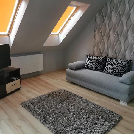 Szabo Apartman Sárvár Zewnętrze zdjęcie