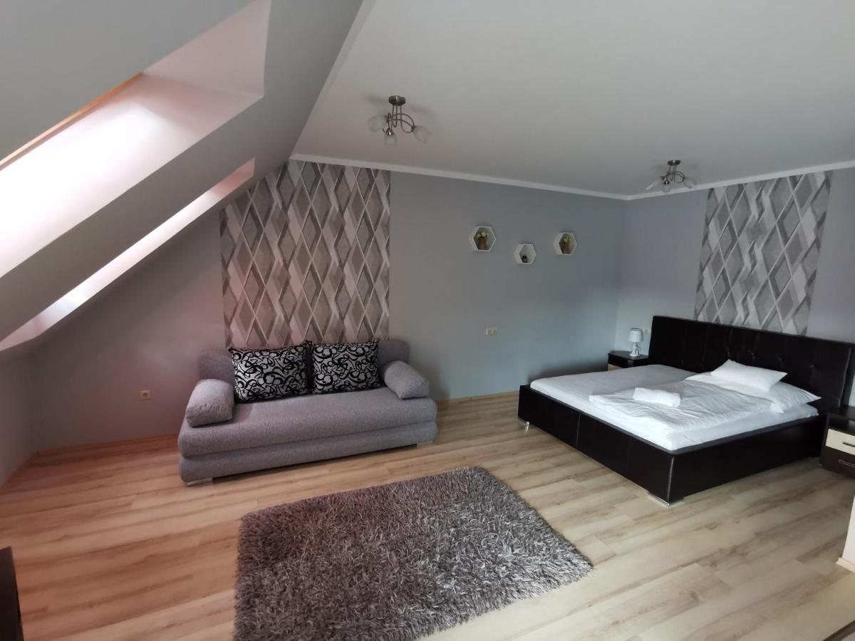 Szabo Apartman Sárvár Zewnętrze zdjęcie